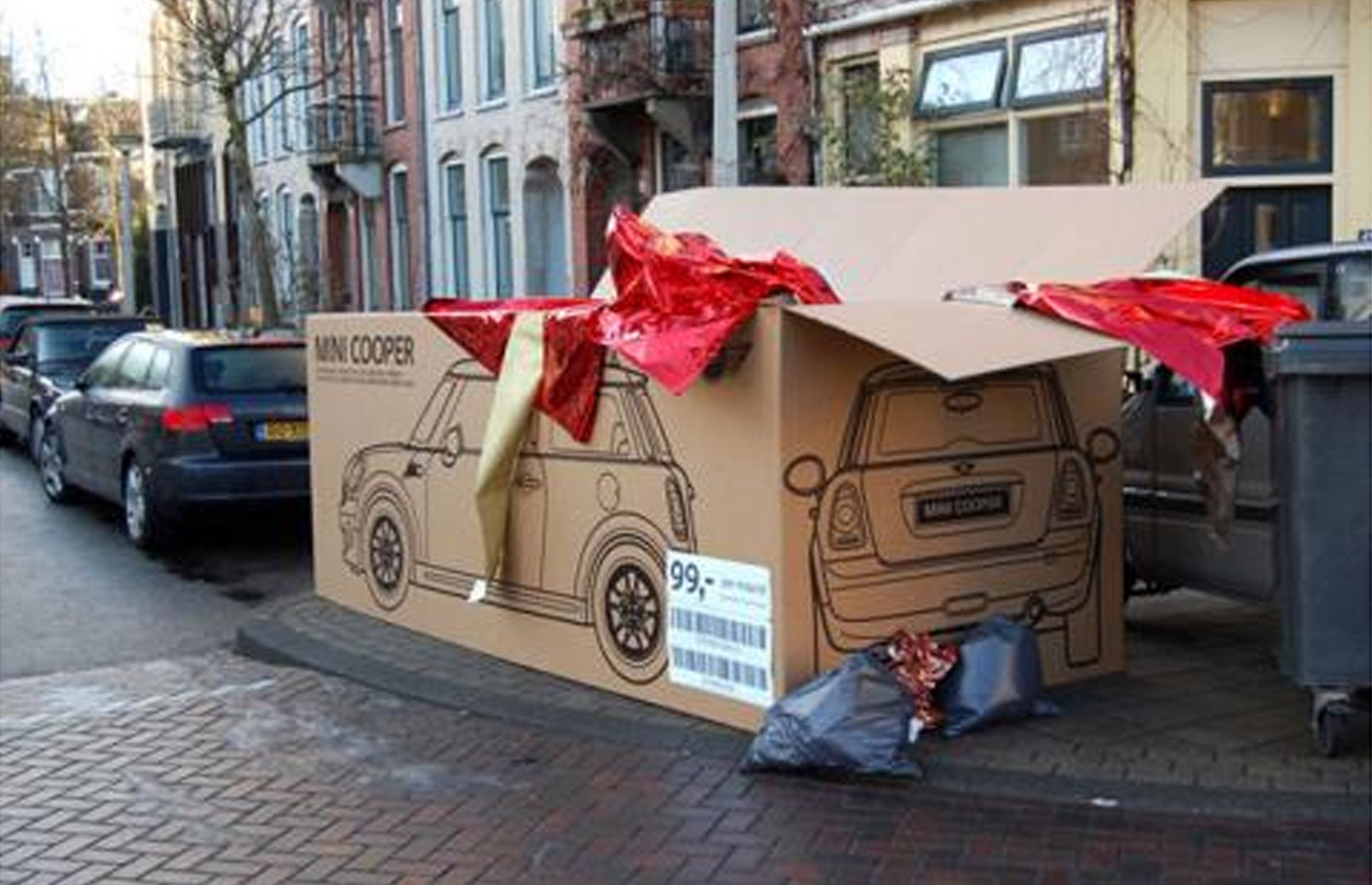 Carton mini cooper