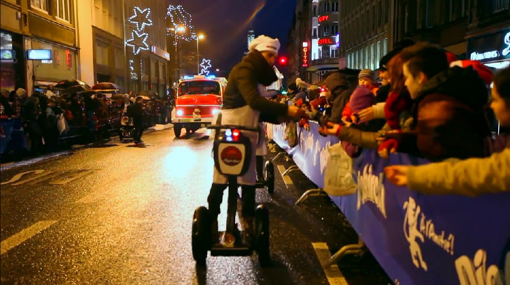 Parade de Noël Pizza Hut et Mobilboard - 2012